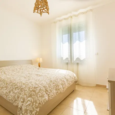 Ferienwohnung La Dimora Di Ludo Montesilvano Marina Exterior foto